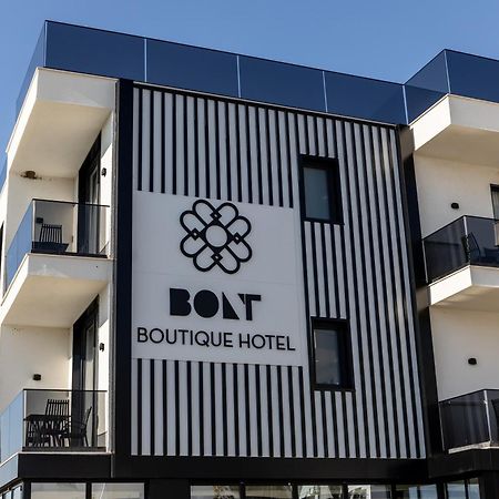 Bolt Boutique Hotel Lezhe Bagian luar foto