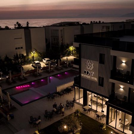Bolt Boutique Hotel Lezhe Bagian luar foto